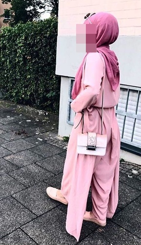 Ataköy Dolgun Göğüslu Escort Zinnur