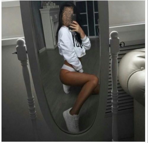 Seksi doyumsuz hatun Leyla